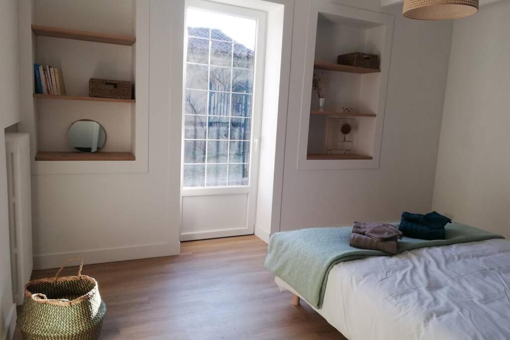 Maison Terracotta, Le Calme Aux Portes De Poitiers Saint-Julien-l'Ars Exterior foto